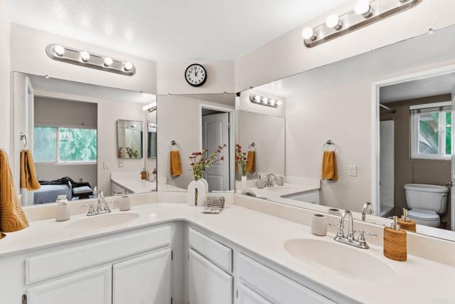 Detail Gallery Image 16 of 26 For 609 Mustang Glen, Escondido,  CA 92027 - 3 Beds | 2/1 Baths