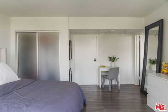 4316 Marina City Club, 210-G photo 5