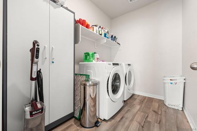 13305 Cultivate Ct, Valley Center CA: https://media.crmls.org/mediaz/6824adca-fa0a-42e1-8cd3-2a4f1a110f9c.jpg