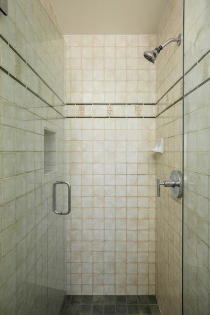 819 Laurel Avenue, Menlo Park CA: https://media.crmls.org/mediaz/68256b08-3e11-425e-bba3-60ddf6c7160d.jpg