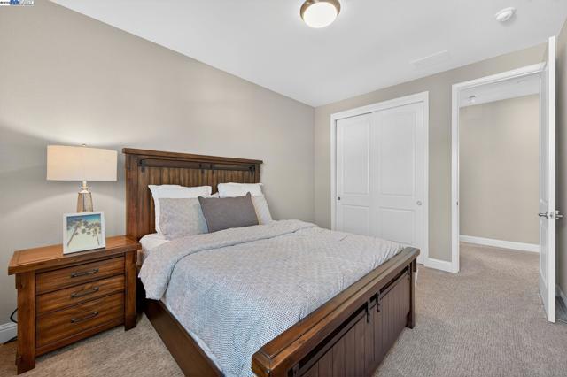 7058 Atlas Peak Dr, Dublin CA: https://media.crmls.org/mediaz/6825d2fa-651c-48c0-9e4d-cf6d5f3c29d0.jpg