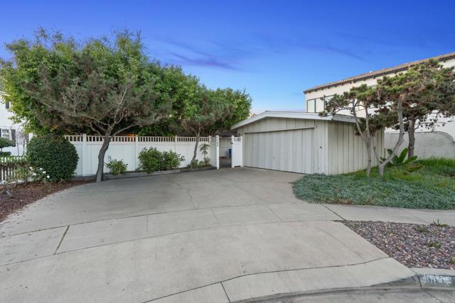 Detail Gallery Image 27 of 29 For 1100 Coronado Ave, Coronado,  CA 92118 - 4 Beds | 2/1 Baths