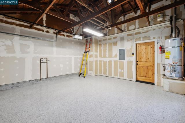 312 Soule Ave, Pleasant Hill CA: https://media.crmls.org/mediaz/6827bd21-5c3a-40c6-bf4d-96ccf7a3ca68.jpg