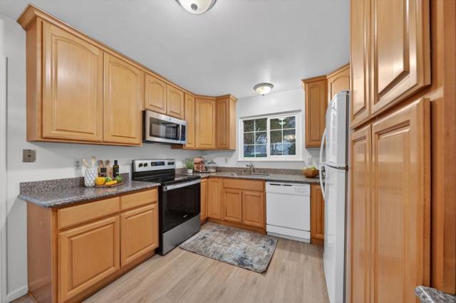 56635665 Beswick Drive, San Jose CA: https://media.crmls.org/mediaz/6827c1bc-9e1e-453d-b6ae-fa409aee1670.jpg