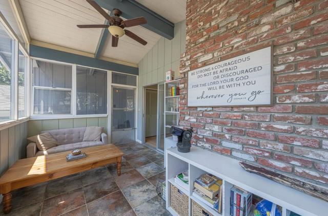 394 Mesa Road, Salinas CA: https://media.crmls.org/mediaz/6827e93a-2493-4f79-be69-bb9eaa05fc03.jpg