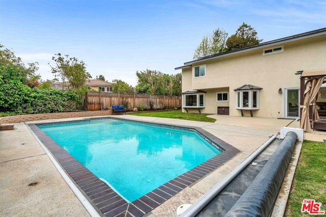 28624 Coveridge Drive, Rancho Palos Verdes, California 90275, 4 Bedrooms Bedrooms, ,3 BathroomsBathrooms,Residential,Sold,Coveridge,23264573