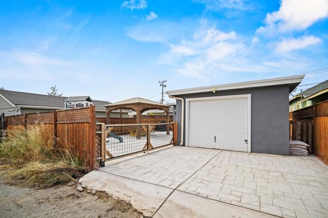 510 Francis Avenue, Seaside CA: https://media.crmls.org/mediaz/68298bfd-8a2d-433d-afe4-8c3a65ec8b24.jpg