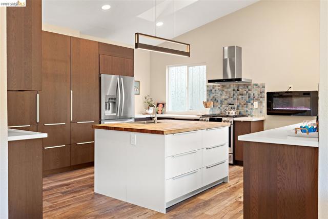 Image 18 of 60 For 6065 Dimm Way