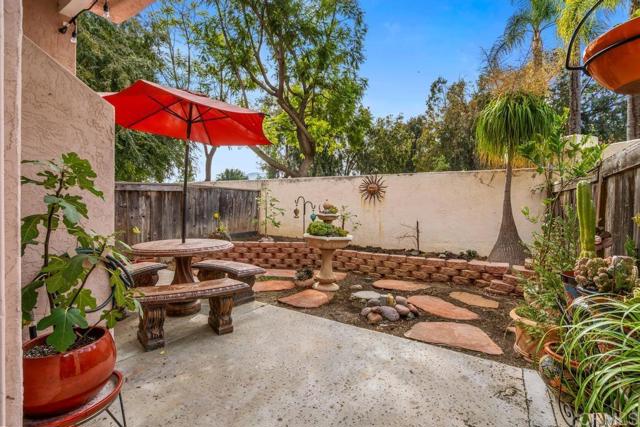 Detail Gallery Image 14 of 41 For 12003 Calle De Leon #3,  El Cajon,  CA 92019 - 2 Beds | 2/1 Baths