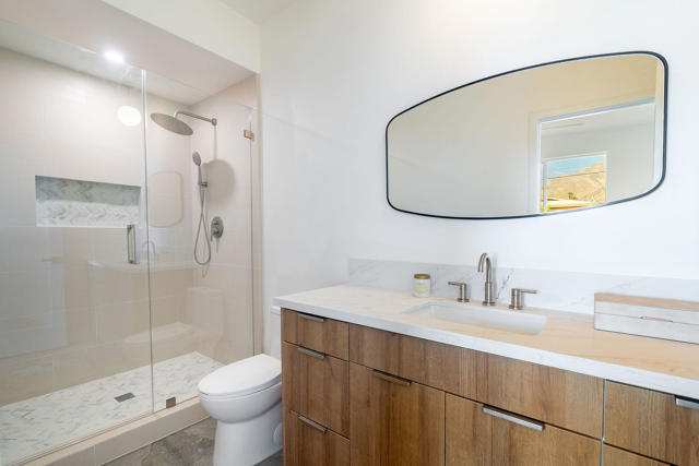 361 W Sunview Avenue, Palm Springs CA: https://media.crmls.org/mediaz/682ac11e-c55f-41f0-a35c-76b098c94ec7.jpg
