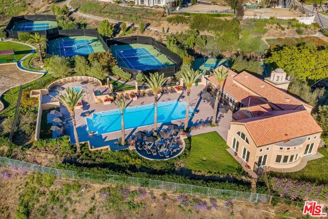 16821 Via La Costa, Pacific Palisades CA: https://media.crmls.org/mediaz/682be946-6967-4741-9d39-e6b7276c817d.jpg