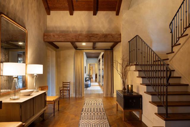 6 San Clemente Trail, Carmel CA: https://media.crmls.org/mediaz/682c6a4f-dfa6-4ec8-a85b-7fd3d6cf3582.jpg