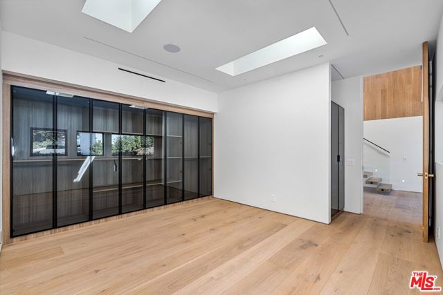 Drew Fenton | 2501 Banyan Drive Los Angeles CA | MLS: 7450499 Drew Fenton | 2501 Banyan Drive Los Angeles CA | MLS: 7450499