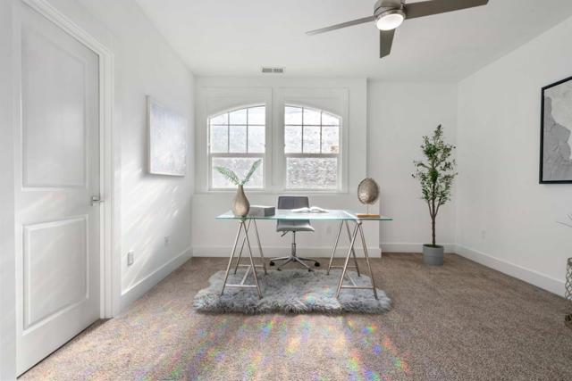 42 Farragut, San Francisco CA: https://media.crmls.org/mediaz/682d1a59-4000-48c9-b81b-044414aadaeb.jpg