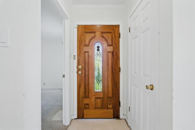 139 Frankfort Street, Daly City CA: https://media.crmls.org/mediaz/682d68cf-b2e5-43e9-8341-979b145f7666.jpg