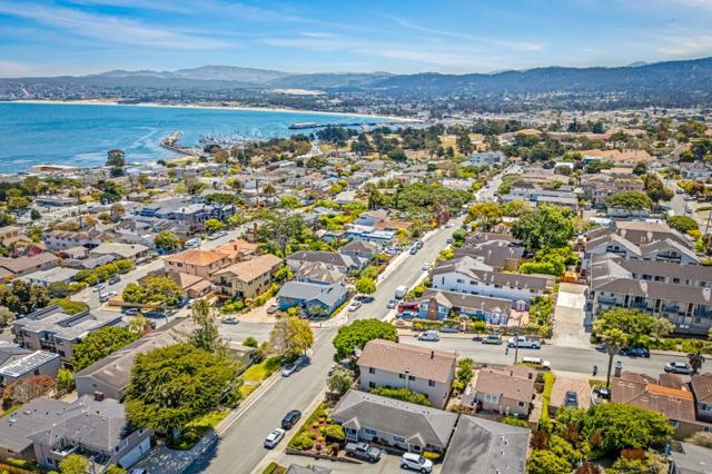 620624 Mcclellan Avenue, Monterey CA: https://media.crmls.org/mediaz/682e6ad7-0125-4f32-84c5-136734ef9d43.jpg