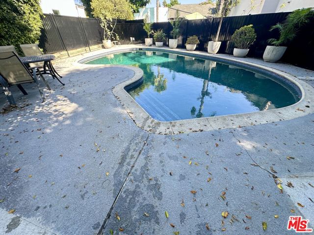 1246 N Genesee Avenue, West Hollywood CA: https://media.crmls.org/mediaz/682f77bb-8d29-4eff-90cc-153d6d2d5642.jpg