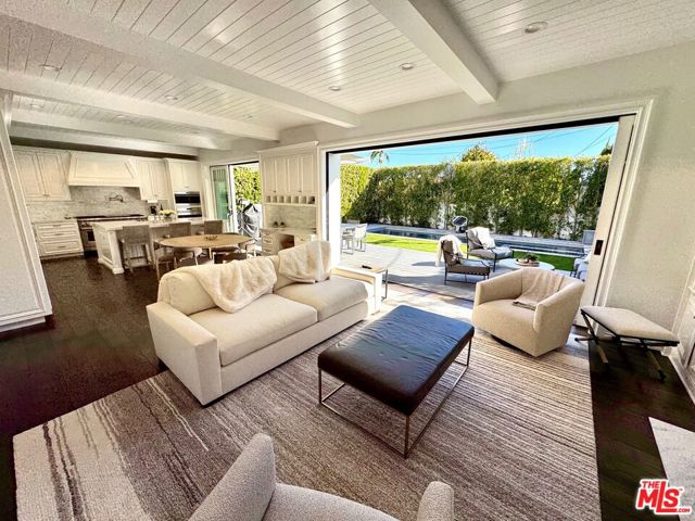 10338 Keswick Avenue, Los Angeles CA: https://media.crmls.org/mediaz/68305e39-150f-4f35-a6fa-a944fa3ecece.jpg