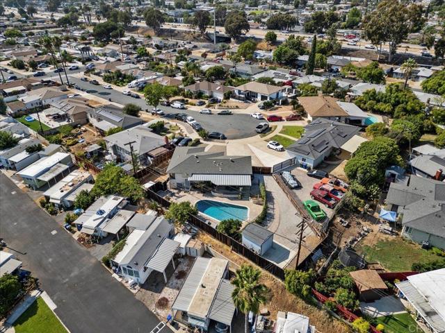 1131 Mary St, El Cajon CA: https://media.crmls.org/mediaz/68308230-4ace-434d-ba75-be404d98cdea.jpg