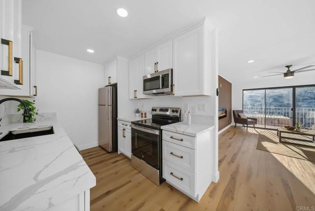 Detail Gallery Image 8 of 40 For 2360 Hosp Way, Carlsbad,  CA 92008 - 1 Beds | 1 Baths