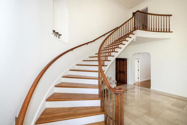 75 Eugenia Way, Hillsborough CA: https://media.crmls.org/mediaz/6831a54c-6a62-42ec-84c3-a902f09292d6.jpg