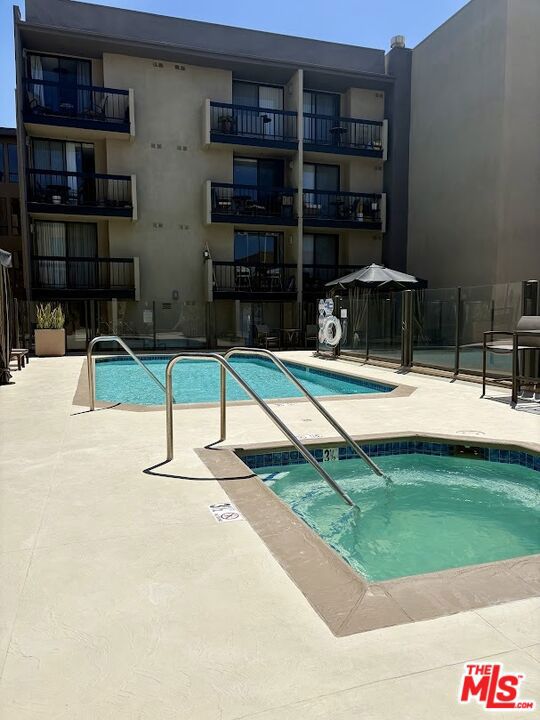 7320 Hawthorn Avenue #108
