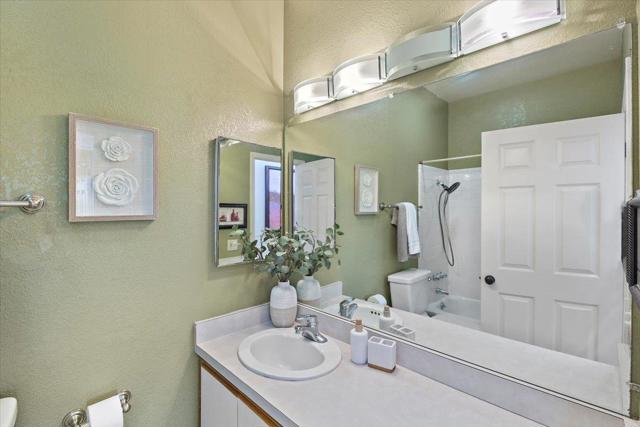 56 Citation Drive, Los Altos CA: https://media.crmls.org/mediaz/68336cc5-69ee-4bbb-a496-98939e3473be.jpg