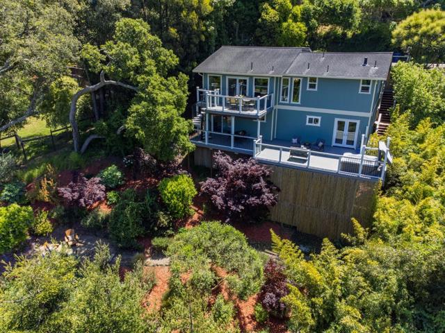609 Encino Drive, Aptos CA: https://media.crmls.org/mediaz/6834bd6c-8ca0-472c-99c7-346e7c168784.jpg