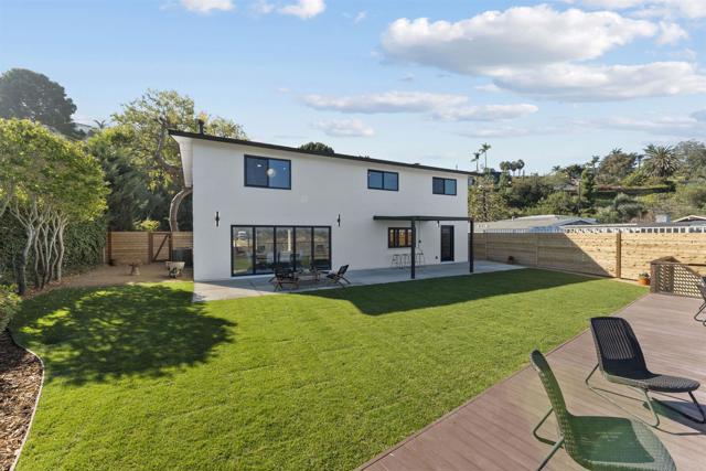 5777 Desert View Drive, La Jolla CA: https://media.crmls.org/mediaz/6835019c-0b62-4ce8-9c0a-f683121d849e.jpg