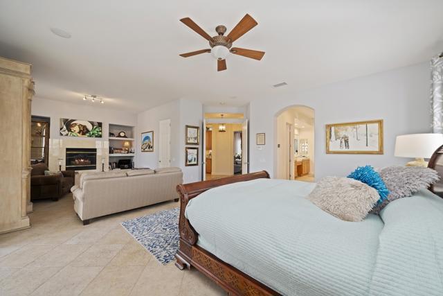 50 Toscana E Way, Rancho Mirage CA: https://media.crmls.org/mediaz/68362449-1048-498b-9de5-a5131da33f87.jpg