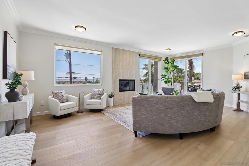 2410 Geranium St - photo 4