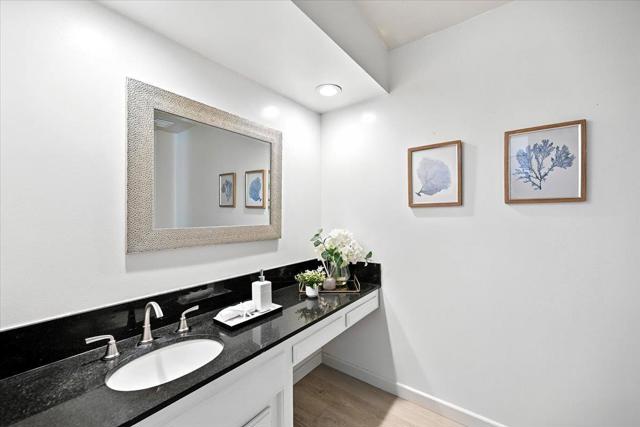 14582 Horseshoe Court, Saratoga CA: https://media.crmls.org/mediaz/68385db9-bd13-4617-a97f-41ee1d8ace5f.jpg