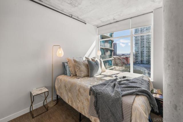 1080 Park Blvd, San Diego CA: https://media.crmls.org/mediaz/68399666-ab04-4acc-8bd4-0ab07455f17f.jpg