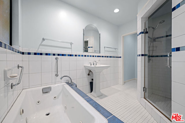 1147 S Point View Street, Los Angeles CA: https://media.crmls.org/mediaz/683beba6-0e0b-4412-ac64-88d4aa9cd17a.jpg