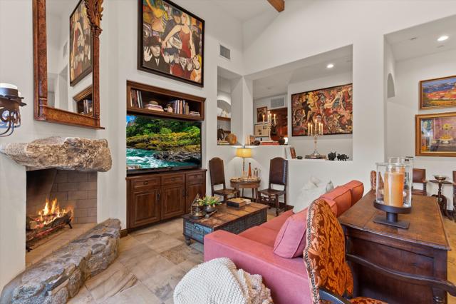 2489 Tuscany Heights Drive, Palm Springs CA: https://media.crmls.org/mediaz/683c0e15-264f-4f14-88cb-447ac14341ca.jpg