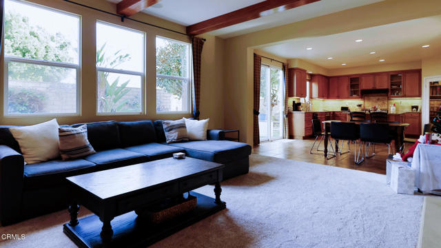 Detail Gallery Image 16 of 35 For 650 Charleston Pl, Ventura,  CA 93004 - 4 Beds | 3 Baths