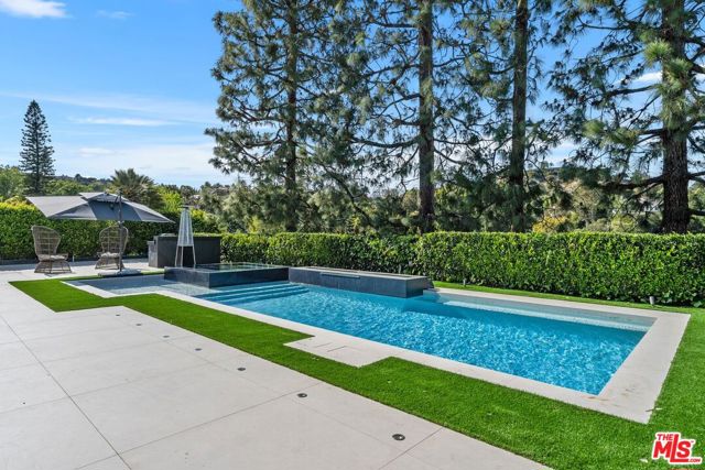 16015 Valley Wood Road, Sherman Oaks CA: https://media.crmls.org/mediaz/683ed19f-354c-4ed3-8691-7aaa6ecb05ac.jpg