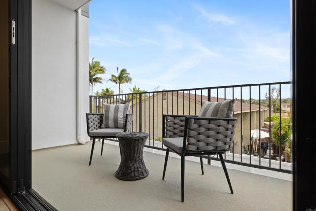 Detail Gallery Image 9 of 32 For 324 Chinquapin Ave, Carlsbad,  CA 92008 - 2 Beds | 2/1 Baths