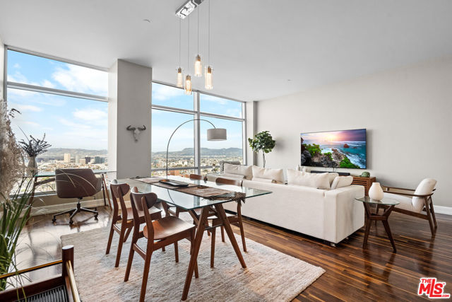 900 W Olympic Boulevard, Los Angeles CA: https://media.crmls.org/mediaz/684076f6-05b7-42ae-8b3d-aa25c954338d.jpg