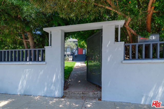 261 Isabel Street, Los Angeles, California 90065, 3 Bedrooms Bedrooms, ,3 BathroomsBathrooms,Single Family Residence,For Sale,Isabel,24407229