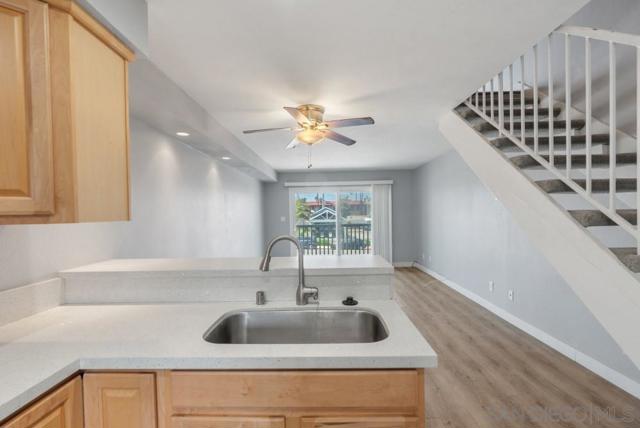 1111 Seacoast Dr, Imperial Beach CA: https://media.crmls.org/mediaz/6841cf07-4b24-4a52-9d34-4729e2a4b52a.jpg