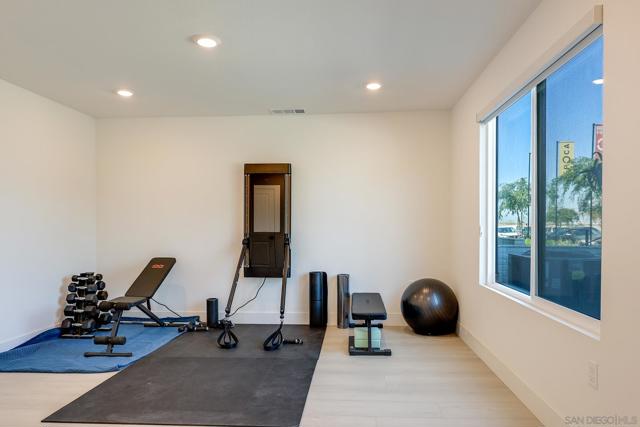 6861 Secano St, San Diego CA: https://media.crmls.org/mediaz/68421d01-7ac2-4457-99b1-bf68fa0d9d91.jpg