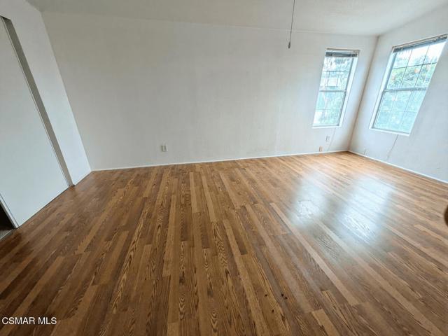 31 Via Paloma, Camarillo CA: https://media.crmls.org/mediaz/68427ce7-c169-4486-9217-14738bc9da75.jpg