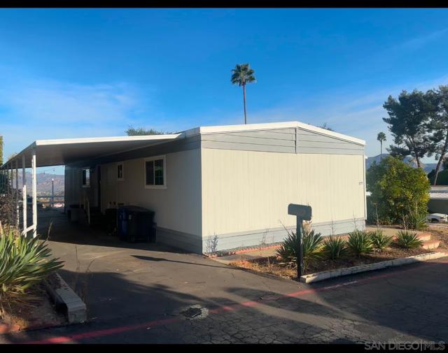 13162 Highway 8 Business, El Cajon, California 92021, 3 Bedrooms Bedrooms, ,2 BathroomsBathrooms,Residential,For Sale,Highway 8 Business,240028774SD