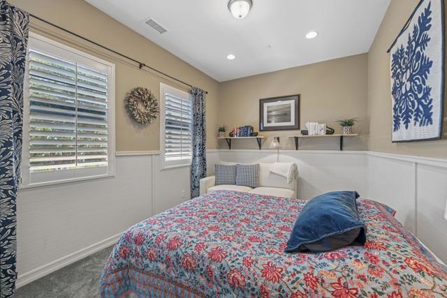 939 Bluejack Road, Encinitas CA: https://media.crmls.org/mediaz/6843e6a9-4c0e-45a8-86fb-4e808cf899f9.jpg