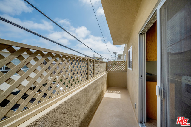 Balcony off Dining Area