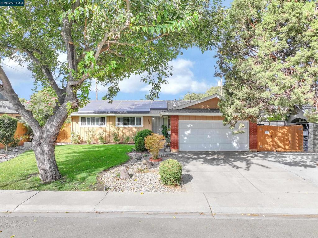 2941 CABRILLO DR