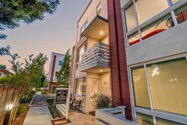 417 Santo Domingo Terrace, Sunnyvale CA: https://media.crmls.org/mediaz/684442d2-935c-449d-a5e6-365b42c5dcf1.jpg