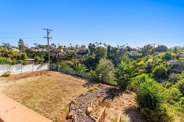 5038 Hastings Road, San Diego CA: https://media.crmls.org/mediaz/6845342c-df66-4bc8-910d-b398431b103f.jpg