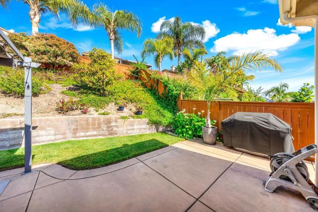 2710 Valleycreek Drive, Chula Vista CA: https://media.crmls.org/mediaz/68457b7c-30d0-4617-81d8-c225d926b83b.jpg